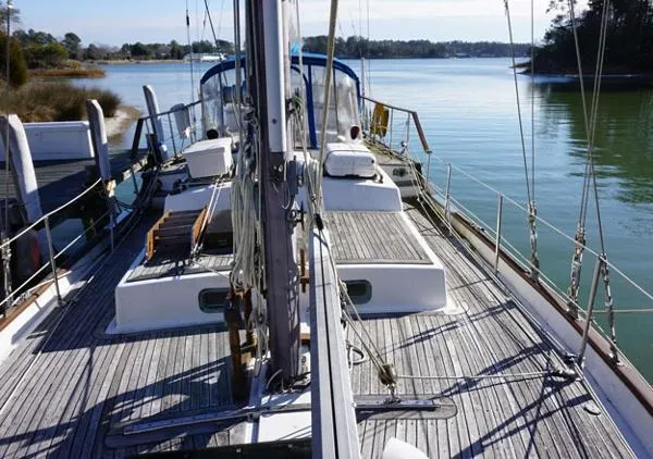 Slide: The Image of Vagabond 47 1982 - 5