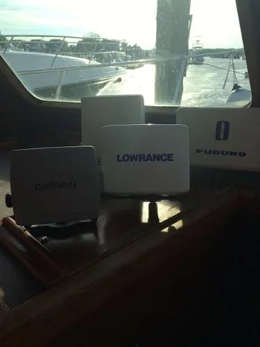 Slide: The Image of Californian Long Range Cruiser 1982 - 10