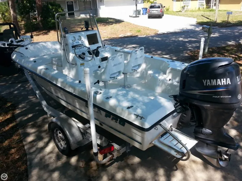 Slide: The Image of Sea Pro 180CC 2002 - 7