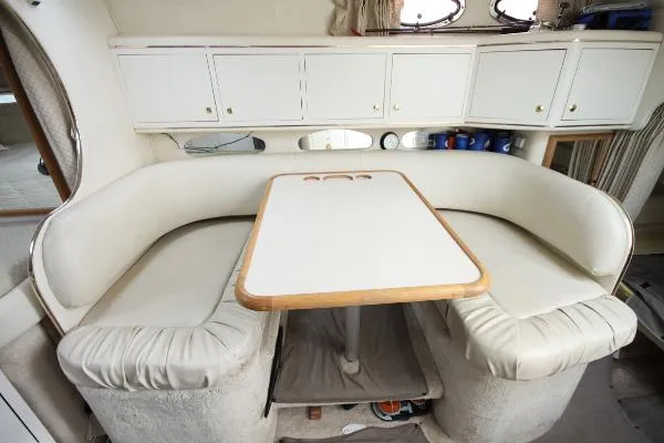 Slide: The Image of Sea Ray Sundancer 1999 - 8