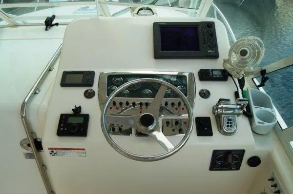 Slide: The Image of Cabo 32 Express 2006 - 6