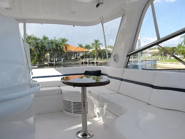 Slide: The Image of Intrepid 475 Sport Yacht 2010 - 9
