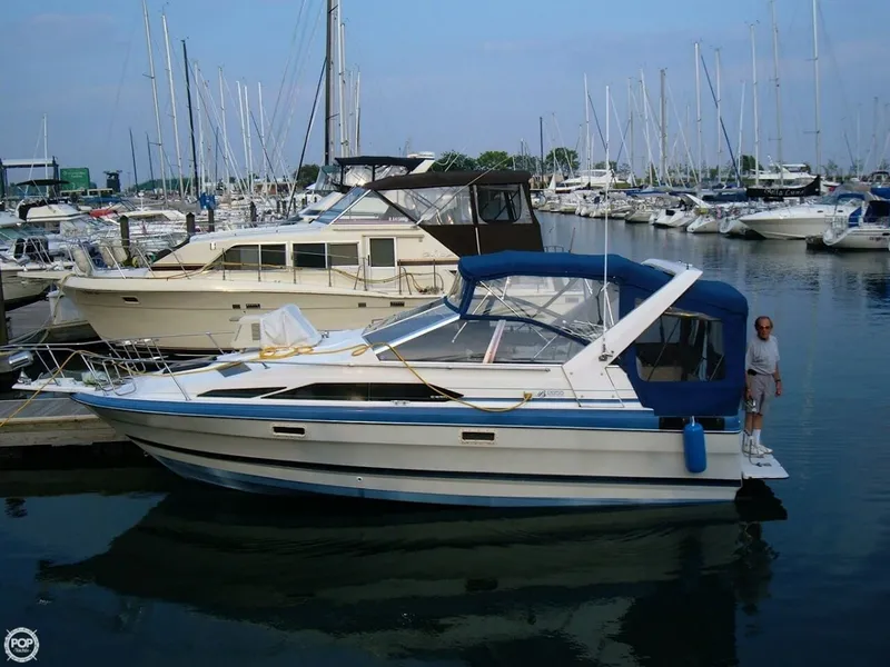 Slide: The Image of Bayliner 2650 Ciera Sunbridge 1988 - 2
