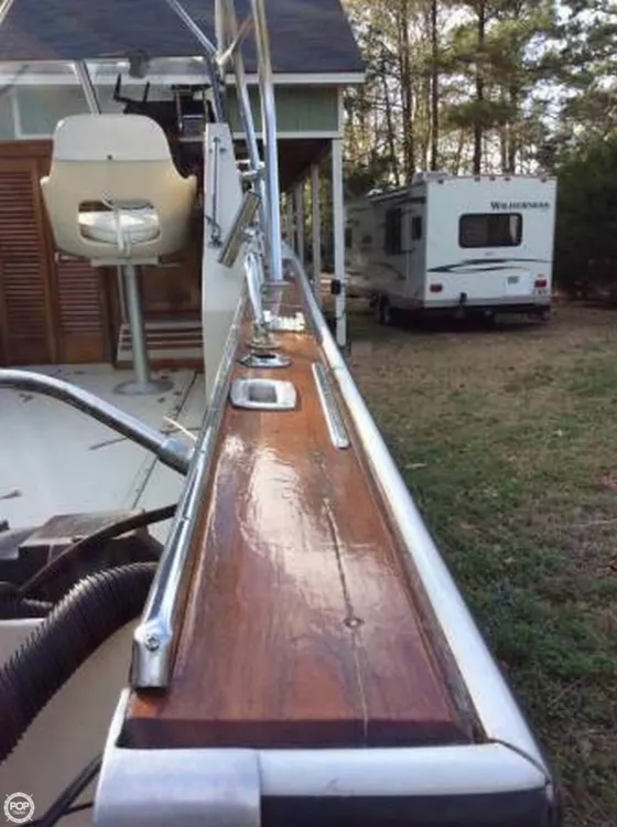 Slide: The Image of Boston Whaler 22 Revenge 1984 - 4