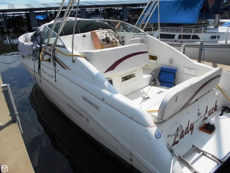 Slide: The Image of Rinker 266 EC Fiesta Vee 1997 - 2