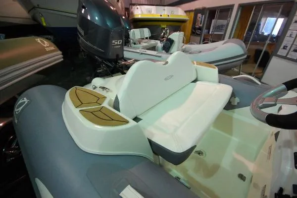 Slide: The Image of Zodiac Yachtline 380DL NEO 50hp In Stock 2015 - 3