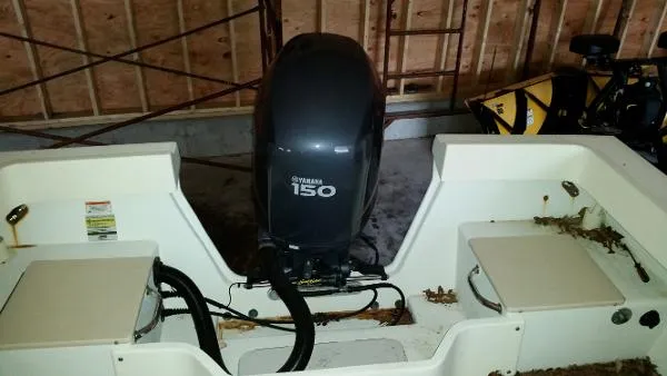 Slide: The Image of Parker Marine 2120 Sport Cabin 2009 - 5
