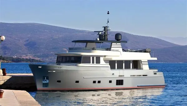 Slide: The Image of Van der Valk Explorer 2018 - 2