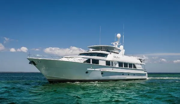 Slide: The Image of Hatteras 110 Motoryacht 1997 - 0