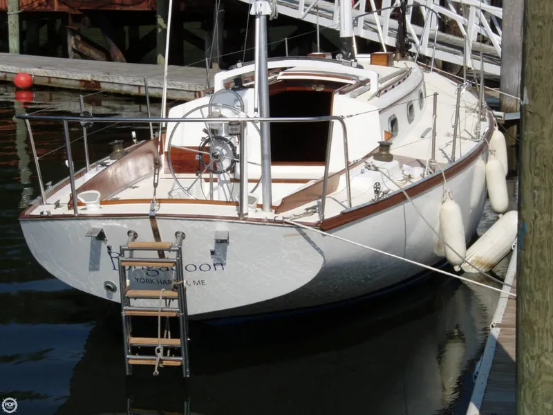Slide: The Image of Cape Dory 33 SL 1981 - 8