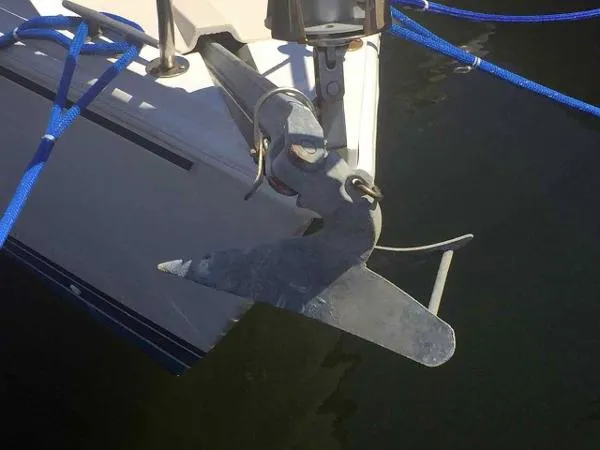 Slide: The Image of Catalina 34 Sloop 1991 - 2