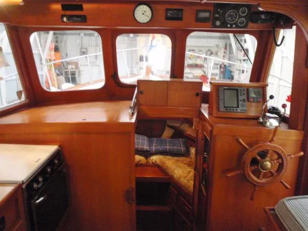 Slide: The Image of CHB TRI-CABIN 1979 - 0