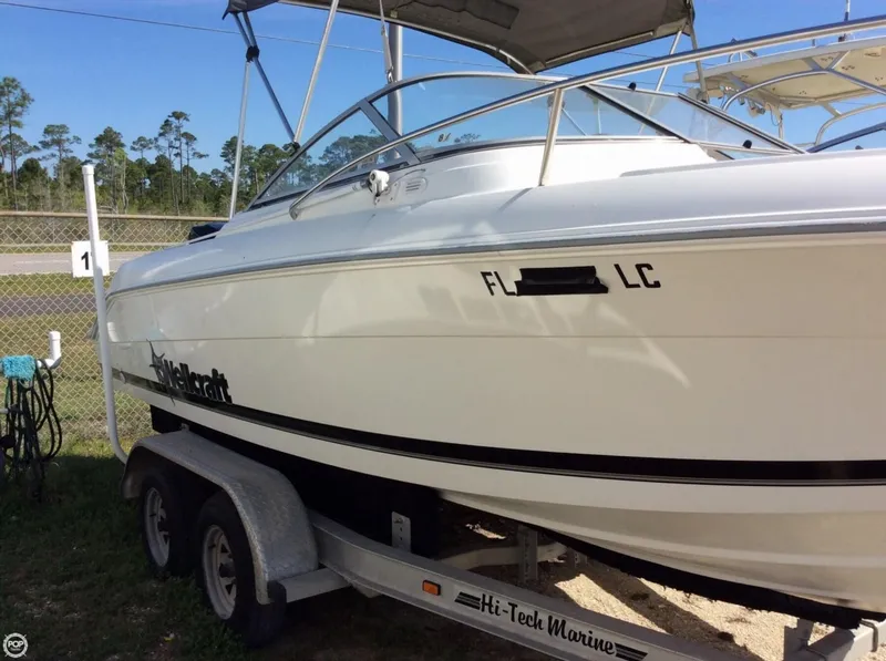Slide: The Image of Wellcraft 210 Sportsman 1999 - 10