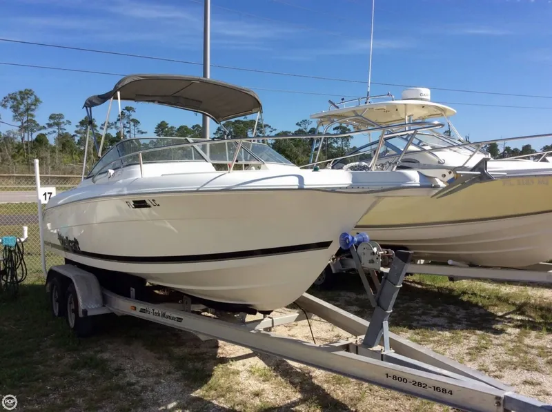 Slide: The Image of Wellcraft 210 Sportsman 1999 - 4