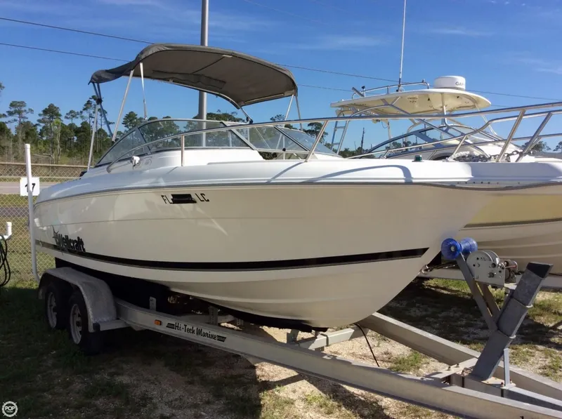 Slide: The Image of Wellcraft 210 Sportsman 1999 - 9