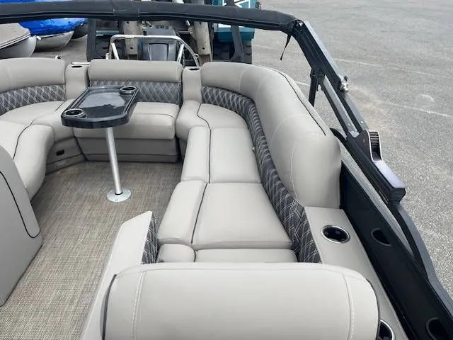 Slide: The Image of Barletta L25QSS/TT 2022 - 12