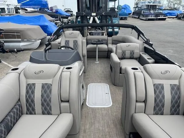 Slide: The Image of Barletta L25QSS/TT 2022 - 6