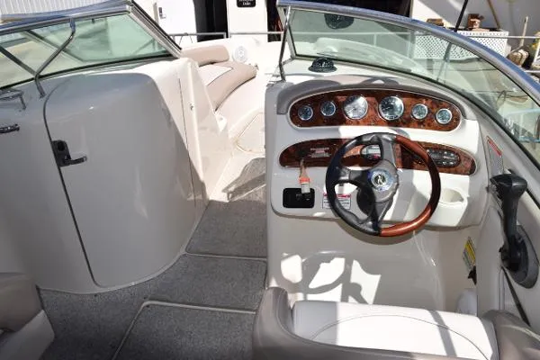 Slide: The Image of Sea Ray 240 Sundeck 2004 - 11
