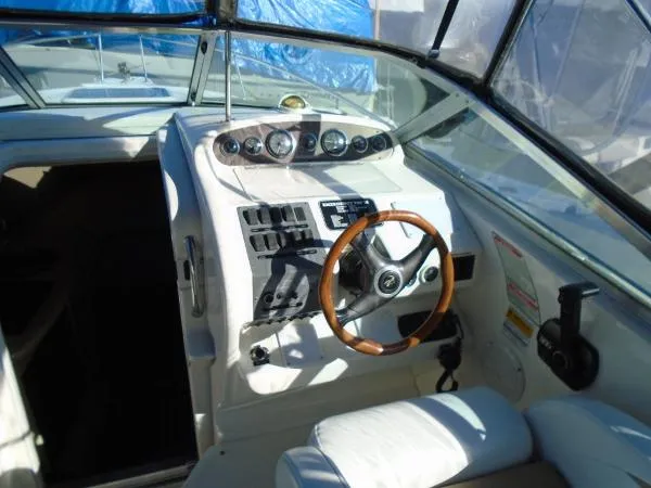 Slide: The Image of Sea Ray 250 Sundancer 1998 - 8