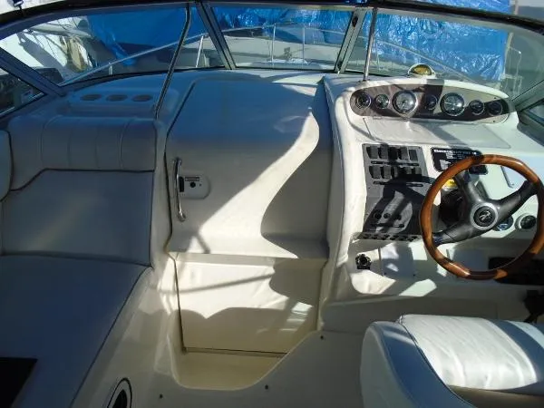 Slide: The Image of Sea Ray 250 Sundancer 1998 - 9