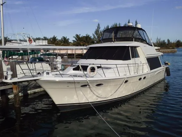 Slide: The Image of Meridian 490 Pilothouse 2007 - 0