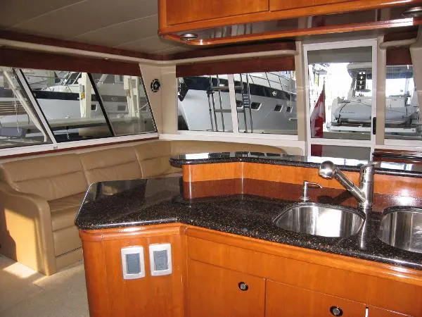 Slide: The Image of Meridian 490 Pilothouse 2007 - 11