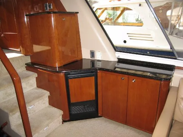 Slide: The Image of Meridian 490 Pilothouse 2007 - 9