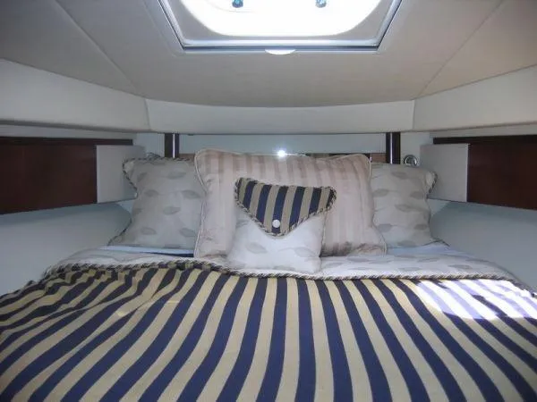 Slide: The Image of Sea Ray 44 Sedan Bridge 2006 - 9