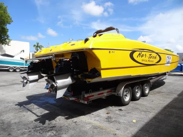 Slide: The Image of Nor-Tech 3600 Supercat 2008 - 10