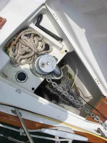 Slide: The Image of Beneteau 411 2001 - 10