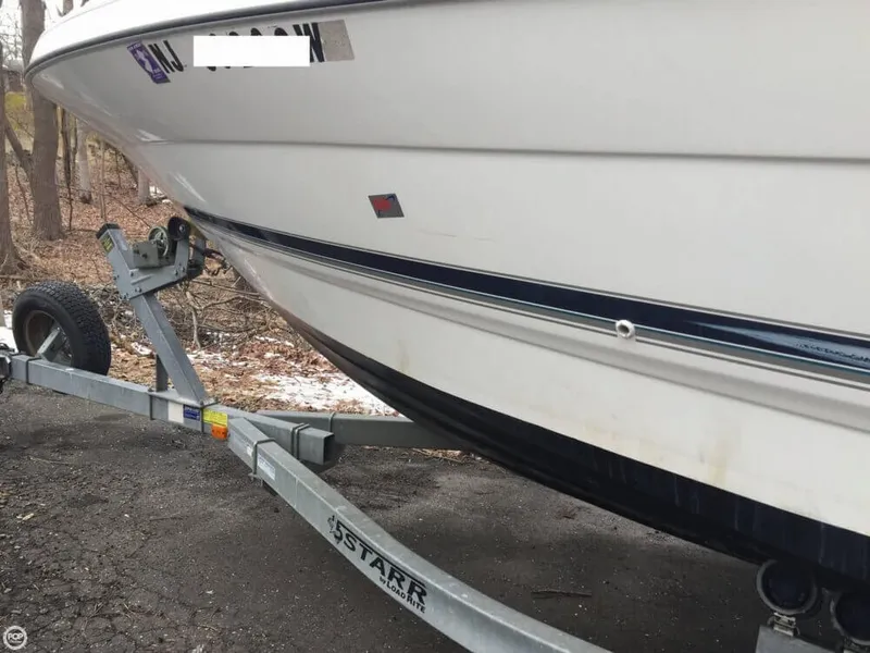 Slide: The Image of Bayliner 2452 LX Ciera Express 2000 - 6