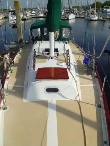 Slide: The Image of Columbia Custom 40 Centerboard 1966 - 10