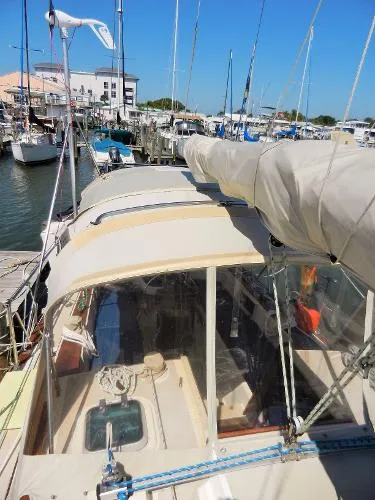 Slide: The Image of Island Packet 31 Cutter 1987 - 8