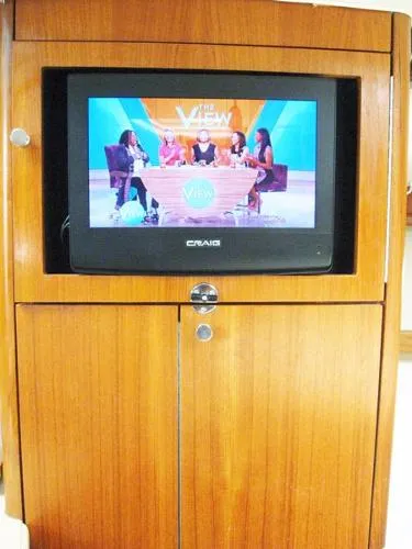 Slide: The Image of Tiara 3200 Open 2004 - 5