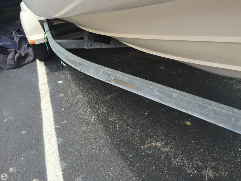 Slide: The Image of Boston Whaler 180 Dauntless 2004 - 9
