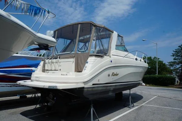 Slide: The Image of Rinker 340 Fiesta Vee 2001 - 2