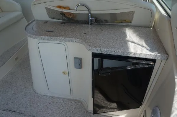 Slide: The Image of Rinker 340 Fiesta Vee 2001 - 6