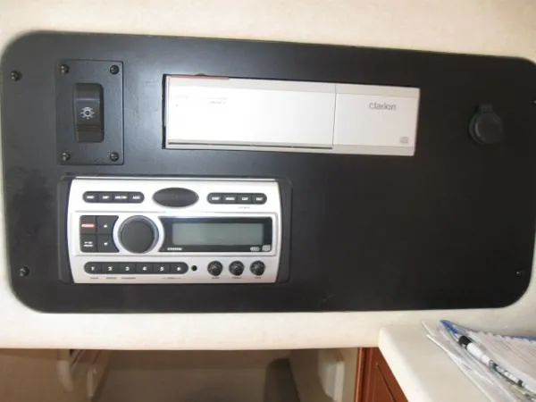 Slide: The Image of Sea Ray 260 Sundancer 2008 - 7