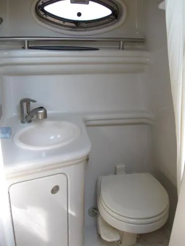 Slide: The Image of Sea Ray 260 Sundancer 2008 - 9