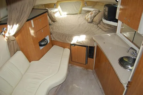 Slide: The Image of Regal 2860 Commodore 2003 - 1