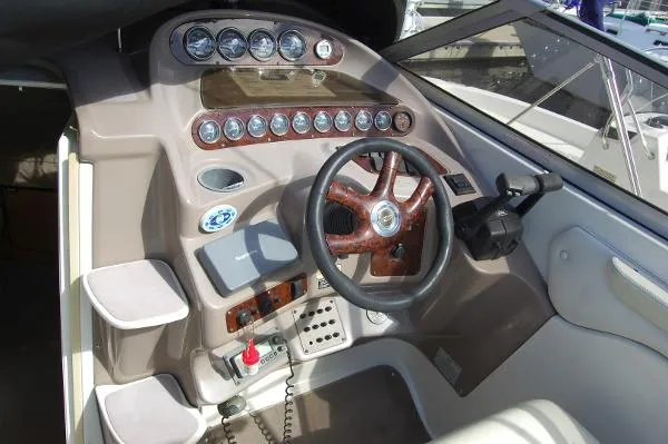 Slide: The Image of Regal 2860 Commodore 2003 - 7