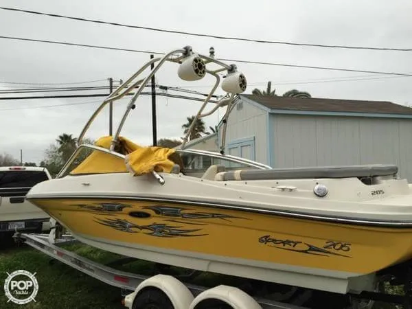 Slide: The Image of Sea Ray 205 Sport 2008 - 1