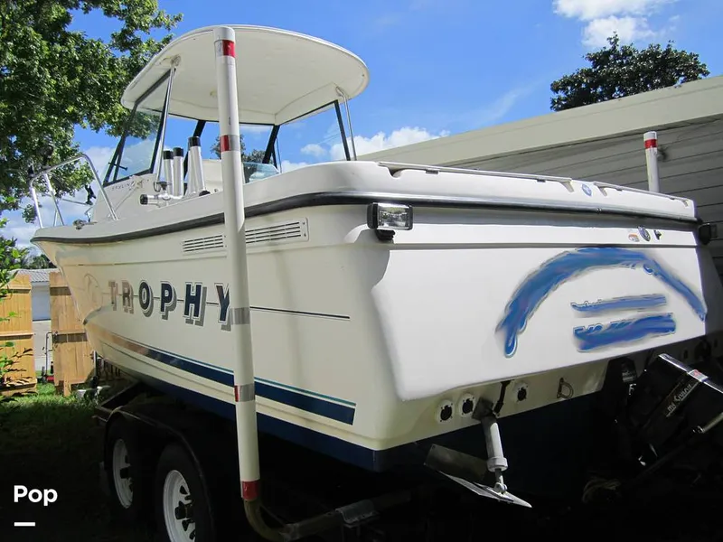 Slide: The Image of Bayliner 2352 Trophy 1997 - 3