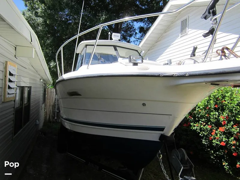Slide: The Image of Bayliner 2352 Trophy 1997 - 5