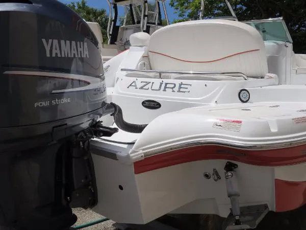 Slide: The Image of Azure AZ 250 Open Bowrider 2008 - 6