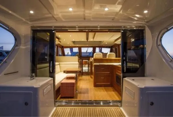 Slide: The Image of Grand Banks Eastbay 50 SX 2014 - 8