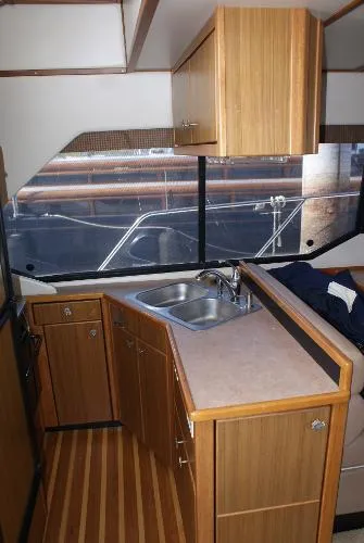 Slide: The Image of Bayliner 4087 Cockpit Motoryacht/Cummins 270's 2000 - 10