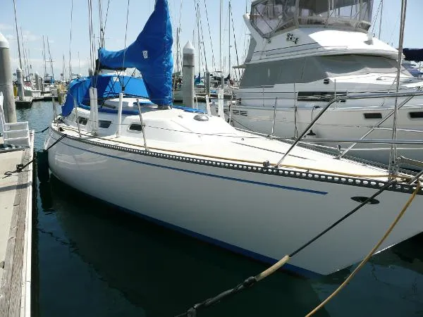 Slide: The Image of Catalina 38 Sloop 1979 - 2