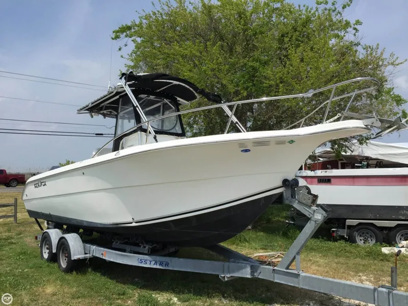 Slide: The Image of Sea Fox 257 Center Console 2006 - 1
