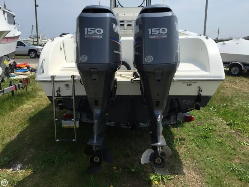 Slide: The Image of Sea Fox 257 Center Console 2006 - 11